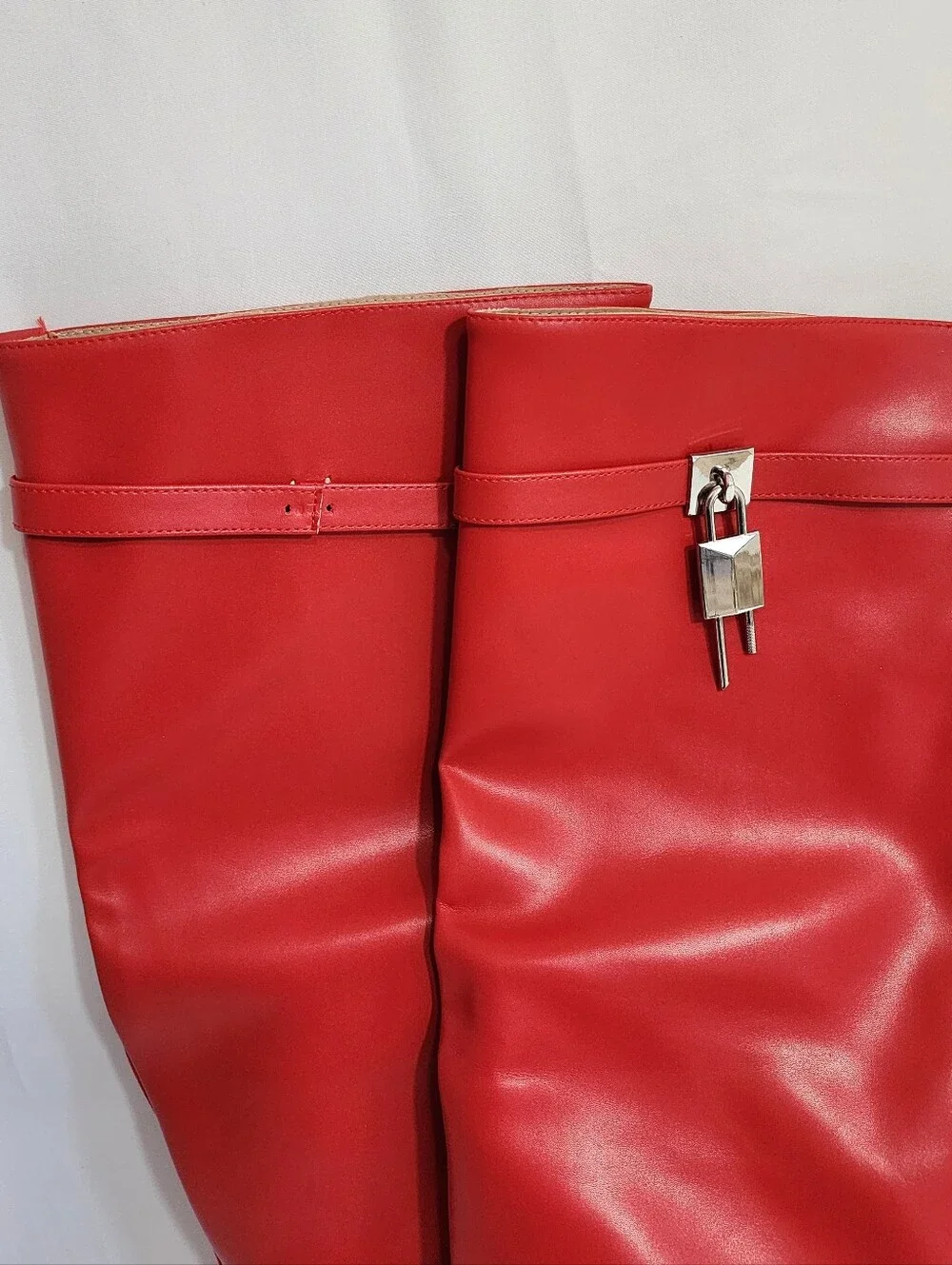 Women's Red Knee-High Boots Size 8.5 Faux Leather Wedge Heel Classy Retro
